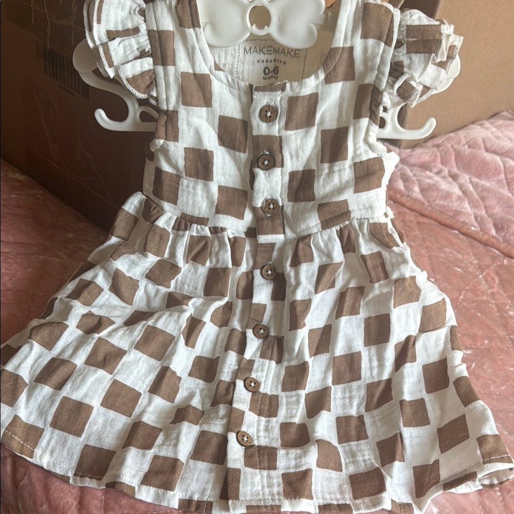 Checkered Linen Sundress - Picture 7 of 7
